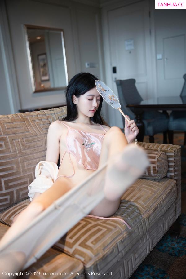   [XiuRen]高清写真图 2023.08.25 No.7290 幼幼 古装美腿第78张图片